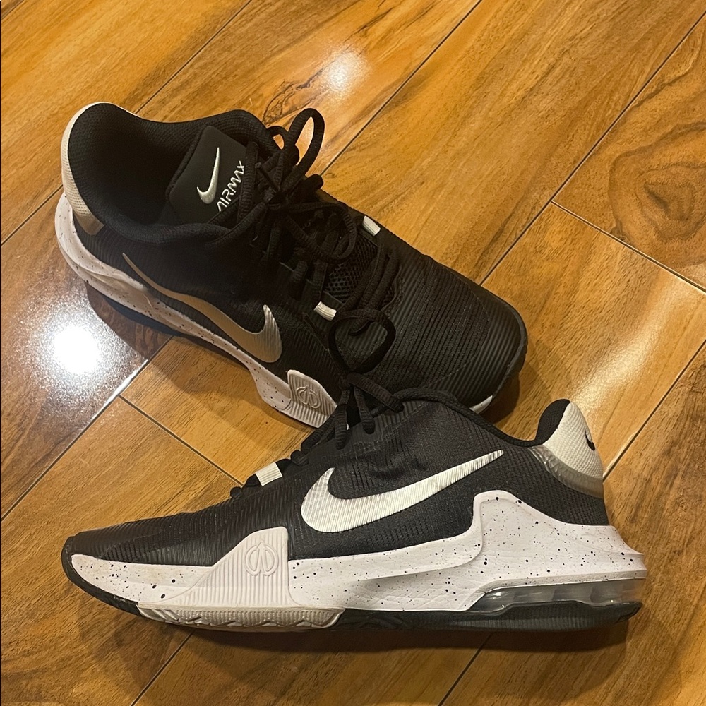 Size 7, Nike air max impact 4 basketball shoes